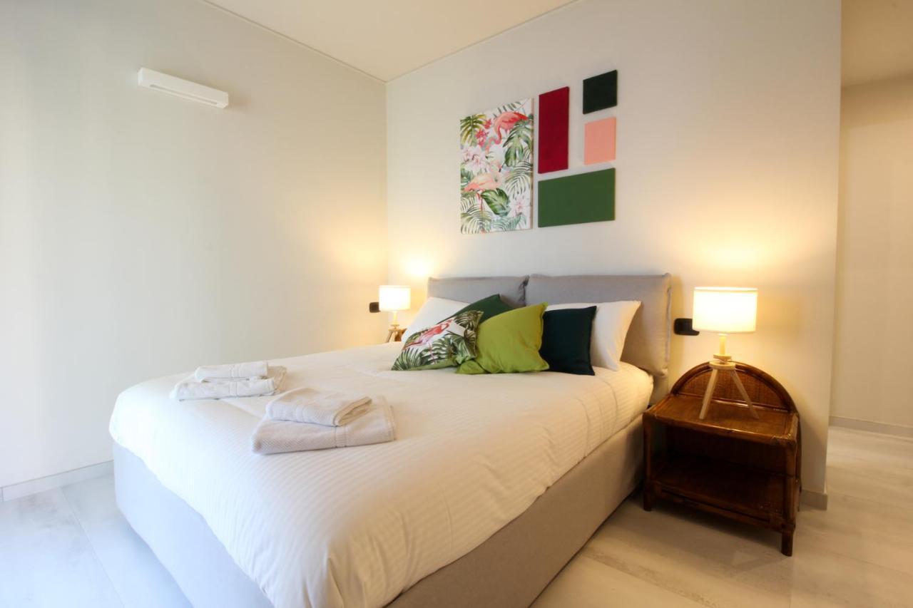 Parrots & Palms Apartment Bordighera Luaran gambar